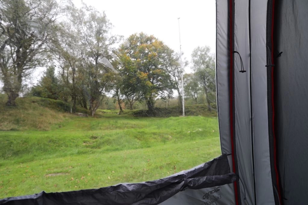 Vango Tailgate Hub Low Awning 4 Vango Tailgate Hub Low Awning - Image 4