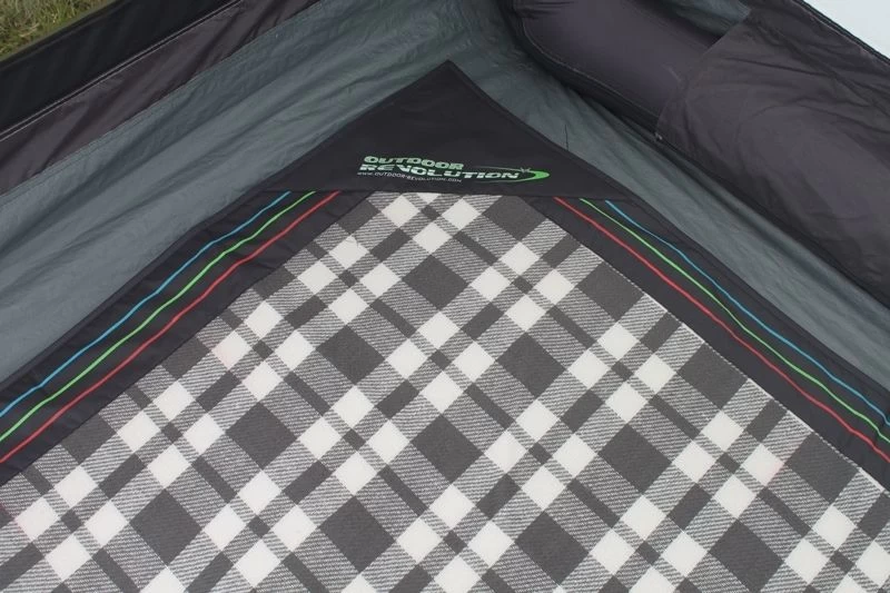 Outdoor Revolution Pro Climate 6 & Airedale 6 Snugrug 3 Outdoor Revolution Pro Climate 6 & Airedale 6 Snugrug - Image 3